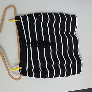 Market and Spruce Stiped knit skirt size Medium